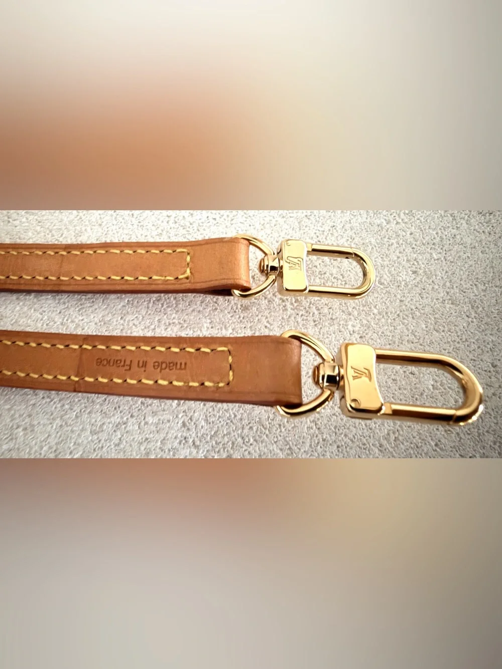 LOUIS VUITTON 47” Vachetta Leather Crossbody/ Shoulder Strap Gold EXCELLENT